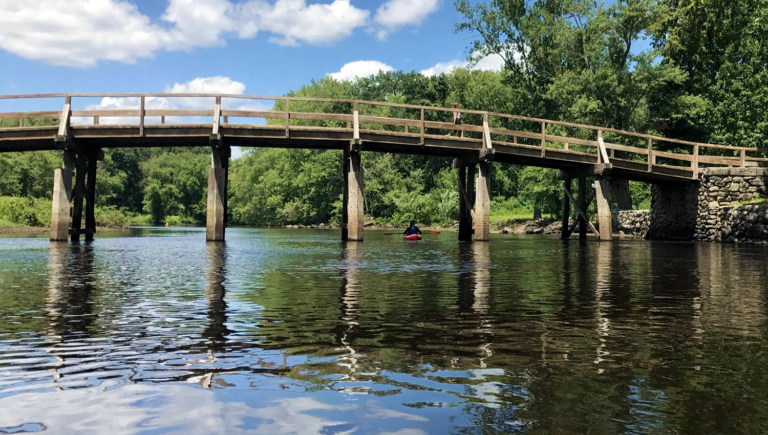 Home - Welcome to Lincoln Canoe & Kayak - We Love Water